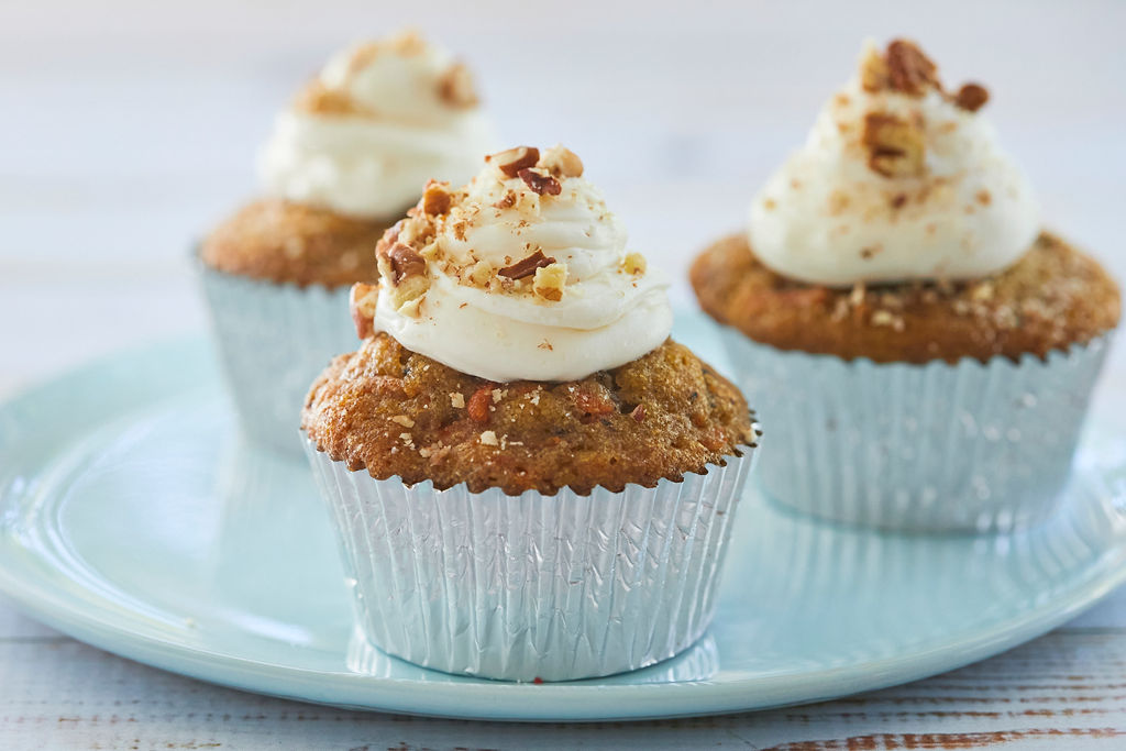 The Ultimate Party Pleaser: Perfect Carrot Cupcakes with Cream Cheese Frosting